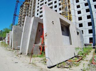 Квітень 2025 року
